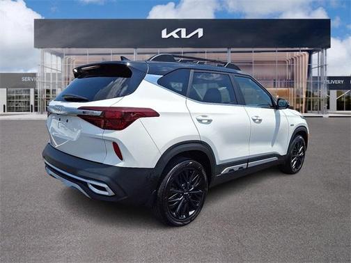 2023 Kia Seltos Nightfall