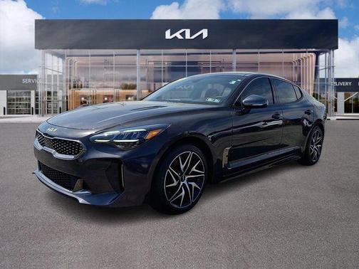 Metal 2022 Kia Stinger GT-Line