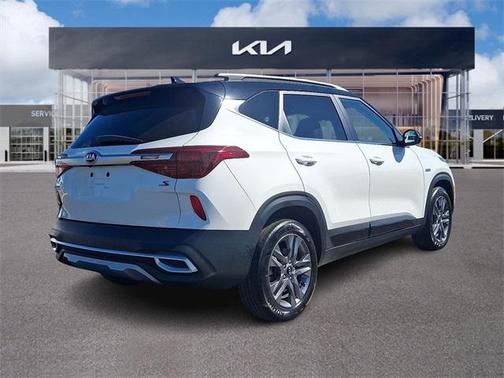 2021 Kia Seltos S