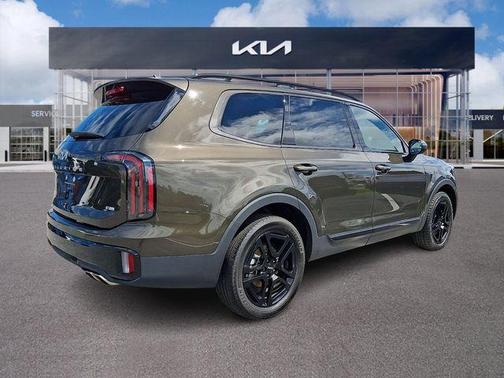 Dark Moss 2024 Kia Telluride EX X-Line