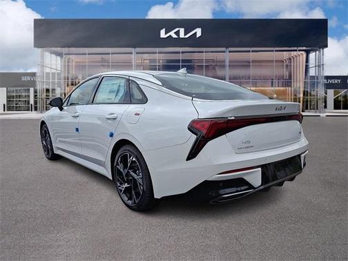 2025 Kia K5 GT-Line