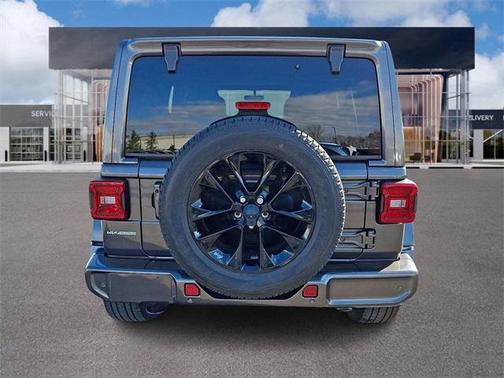 2021 Jeep Wrangler Unlimited Sahara Altitude