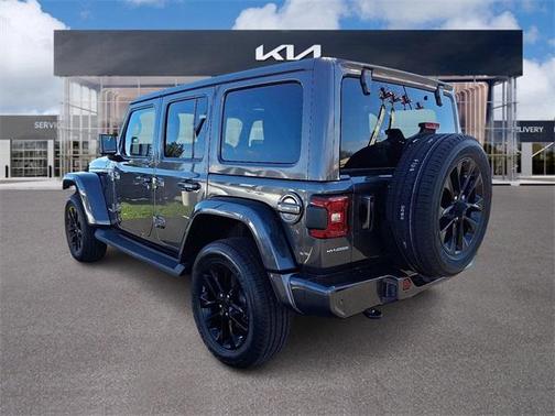 2021 Jeep Wrangler Unlimited Sahara Altitude
