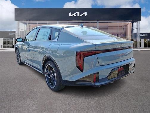 2025 Kia K4 GT-Line