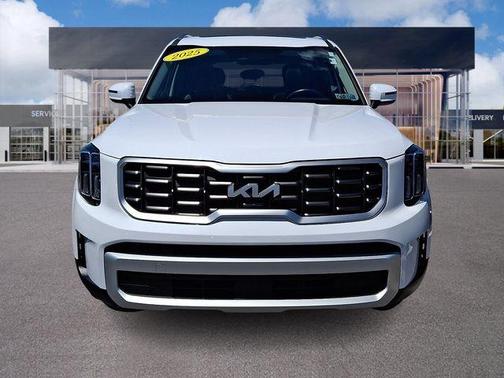 Glacial White Pearl 2025 Kia Telluride S