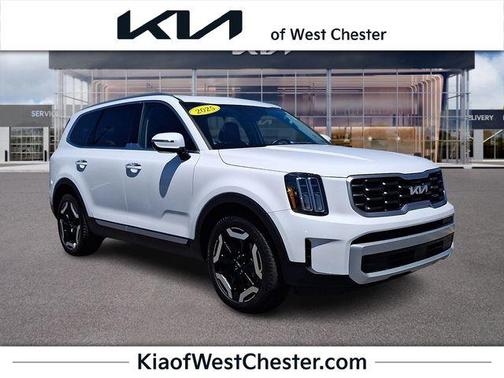 Glacial White Pearl 2025 Kia Telluride S