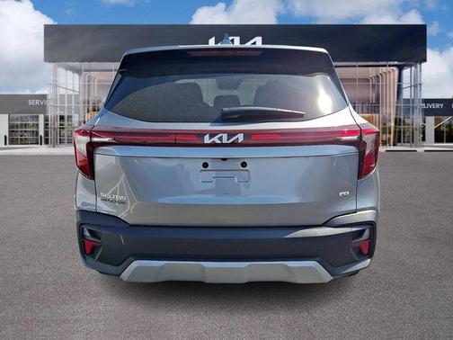 Steel Gray 2025 Kia Seltos LX