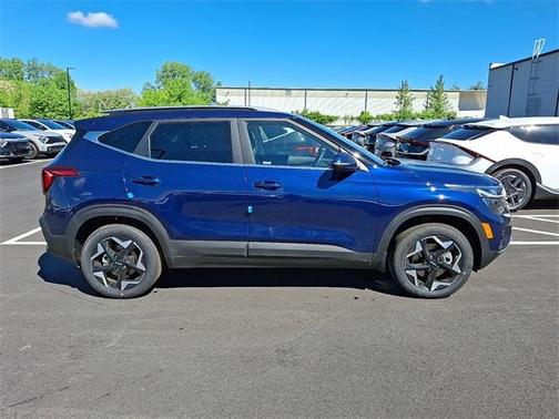 2025 Kia Seltos EX