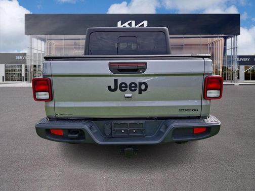 Sting Gray Clearcoat 2020 Jeep Gladiator