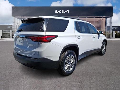 2022 Chevrolet Traverse LT Leather