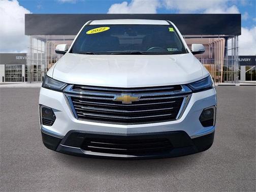 2022 Chevrolet Traverse LT Leather