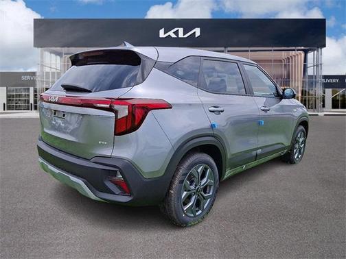 2025 Kia Seltos LX