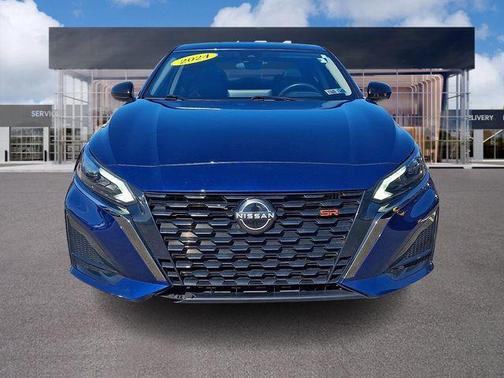Deep Blue Pearl 2024 Nissan Altima 2.5 SR