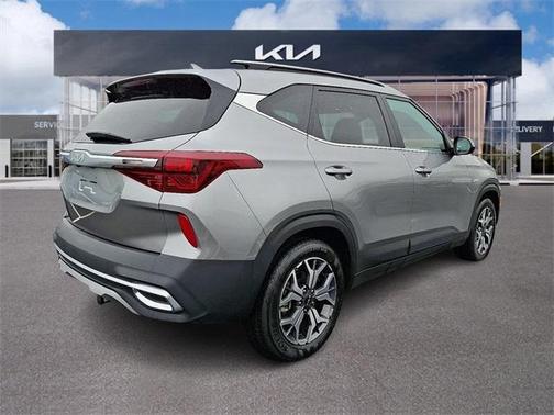 2023 Kia Seltos EX