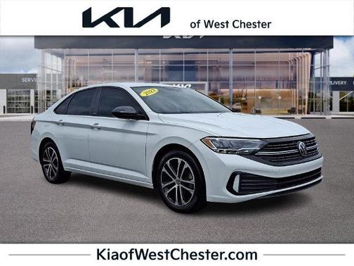 Pure White 2023 Volkswagen Jetta 1.5T Sport