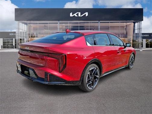 2025 Kia K4 GT-Line