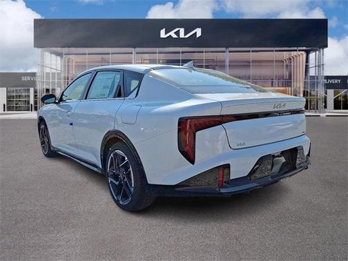 2025 Kia K4 GT-Line