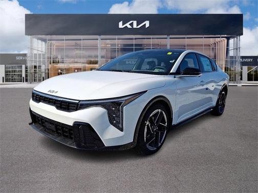 2025 Kia K4 GT-Line