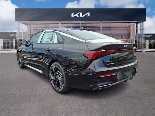 2025 Kia K5 GT-Line