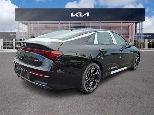 2025 Kia K5 GT-Line