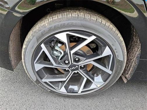 2025 Kia K5 EX