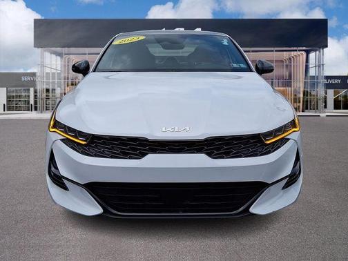 Glacial White Pearl 2023 Kia K5 GT-Line