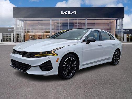Glacial White Pearl 2023 Kia K5 GT-Line