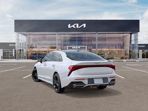 Snow White Pearl 2026 Kia K5 GT-Line