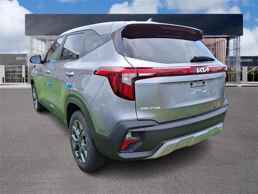 2025 Kia Seltos LX