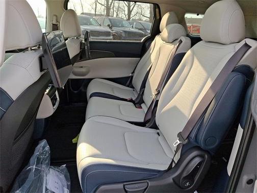 2025 Kia Carnival Hybrid SX Prestige