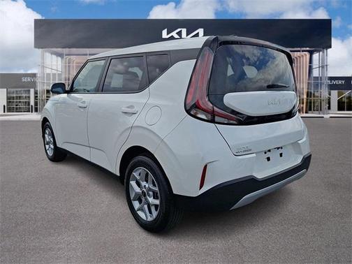 2025 Kia Soul LX