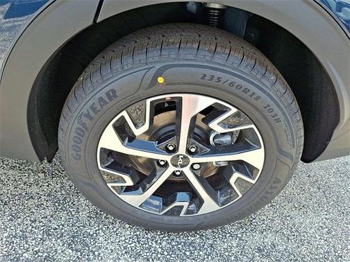 2025 Kia Sportage Hybrid EX