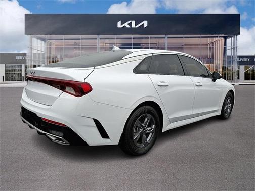 2023 Kia K5 LXS