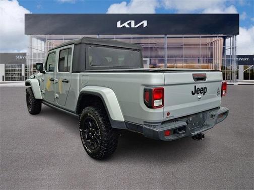 2023 Jeep Gladiator Sport