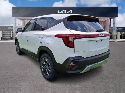 2025 Kia Seltos LX