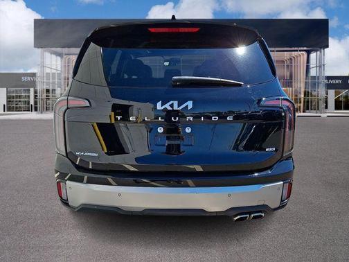 Ebony Black 2023 Kia Telluride EX