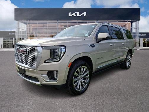 Beige Pearl Metallic 2022 GMC Yukon XL Denali