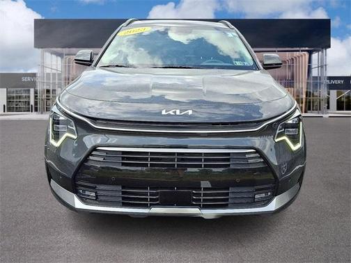 2023 Kia Niro SX Touring