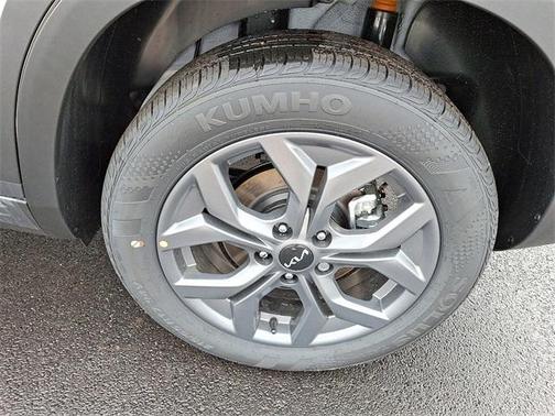 2025 Kia Seltos LX