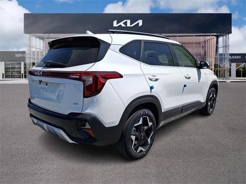2025 Kia Seltos EX