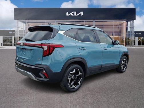 Blue 2024 Kia Seltos EX