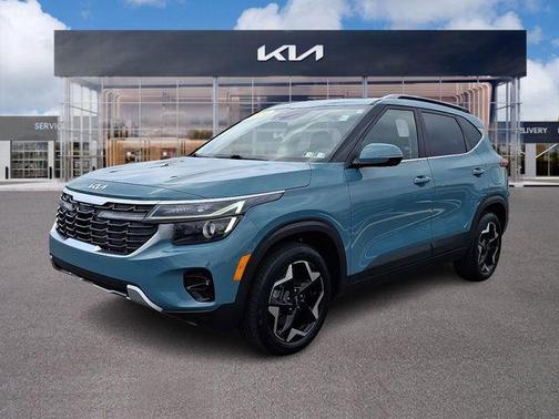 Blue 2024 Kia Seltos EX