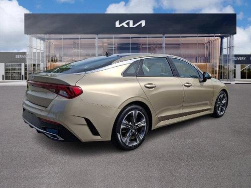Crystal Beige 2022 Kia K5 EX