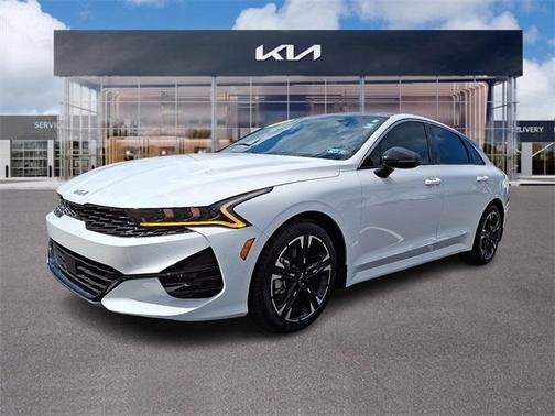 2023 Kia K5 GT-Line