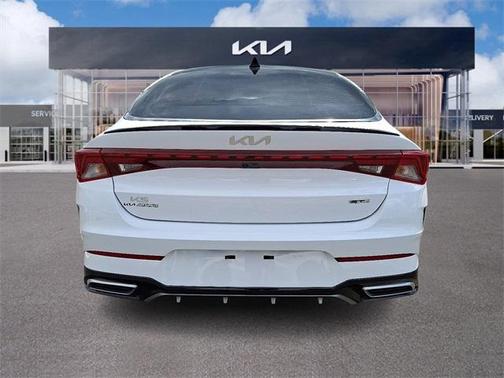 2023 Kia K5 GT-Line
