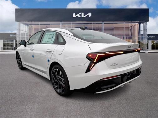 2025 Kia K5 EX