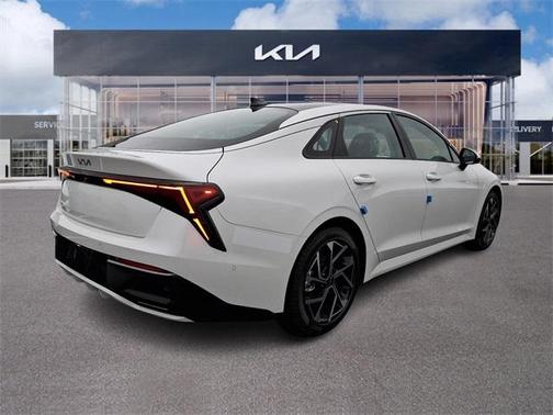 2025 Kia K5 EX