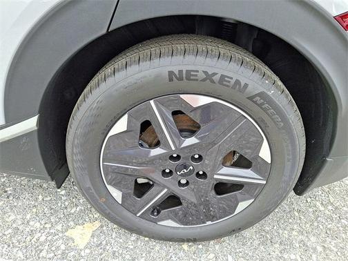 2025 Kia EV6 Light