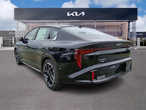 2025 Kia K4 GT-Line