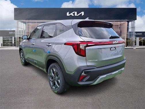 2025 Kia Seltos LX